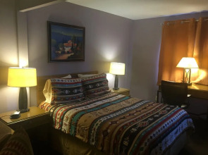 Sedona Uptown Suites