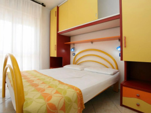 Residence La Pigna in Rosolina Mare, the structure is in the central area, nearby the services, the-La Pigna EST 8