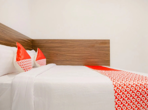 Harmoni Merak Homestay by OYO Rooms