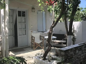 Hikers Room 1 Skiathos Town