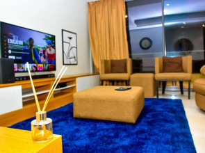 HEYCH Apartment