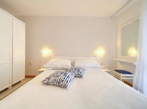 Apartments Loncar