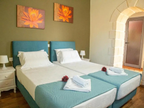 Neriana Villa - Garden Paradise