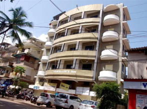 Hotel Travellers Inn