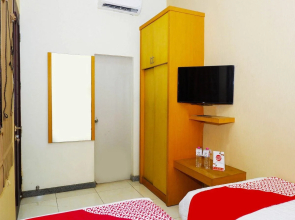 OYO 381 House of Blessing Guest House