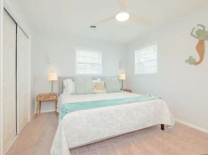 Buckroe Bungalow Buckroe Bungalow Escape to the Beach 2mins Away