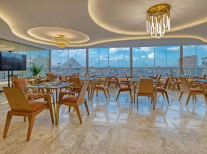 Pyramids Plateau Inn