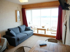 Appartement Avec Superbe Vue Mer Et Terrasse, À 100m Plages À Tregastel - Ref 97