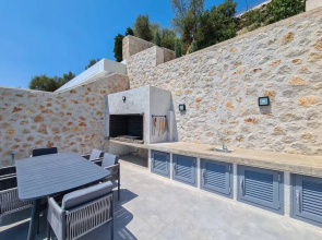 Villa Roya in Sivota