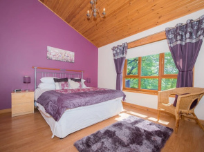 Silver Birch Lodge, Cupar