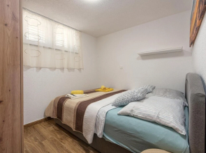 Stunning Apartment in Petrcane With Wifi and 1 Bedrooms