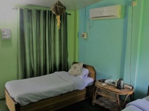 Suklaphanta Jungle Cottage