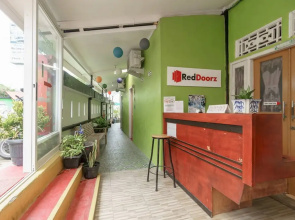 RedDoorz Syariah near Paradiso Beach Sabang
