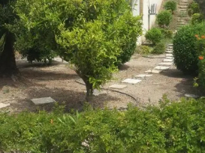 Pelagos Hill Apartment