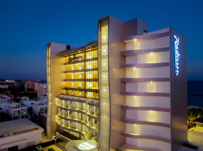 Radisson Beach Resort Larnaca