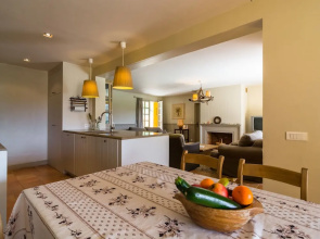 Beautiful, Spacious Villa With Private Swimming Pool Near Recreation Lake Lac de Castillion