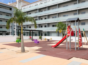 Home2Book Stunning Apartment Bajamar