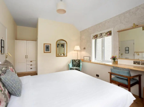 Gougane Barra Hotel