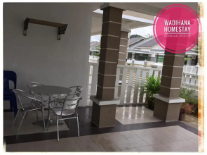 Wadihana Homestay (Muslim Only)