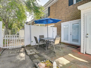 Walk to Ocean - Townhome w/ Patio in Myrtle Beach!