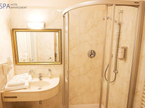 Humboldt Park Hotel And Spa