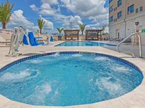 Holiday Inn Houston NE - Bush Airport Area by IHG