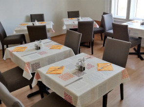 Отель City Hotel Matyas