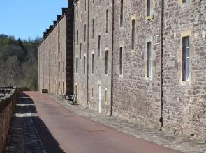 Wee Row Hostel
