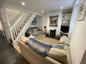Tor Cottage 2 bed sleeps 4