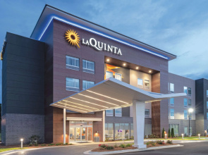 La Quinta Inn & Suites by Wyndham Opelika Auburn