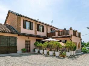 Stunning Home in Fontanile With 2 Bedrooms and Wifi