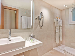 NH Barcelona Les Corts