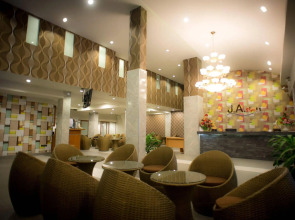 Collection O JA Siam City