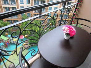 Atlantis Condo Pattaya by Panissara