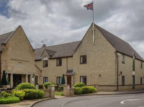 Oxford Witney Hotel