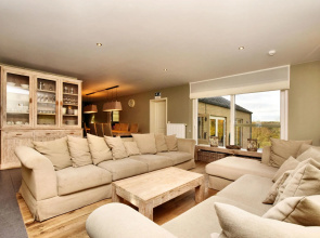 Villa in Durbuy With Swimming Pool