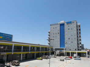 One La Paz Hotel
