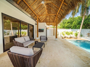 Tropical Brand new 4 BR gem in Potrero Near Beach - Casa Marzo