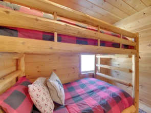 Rangeley Retreat Cabin-style Home: Lake Access