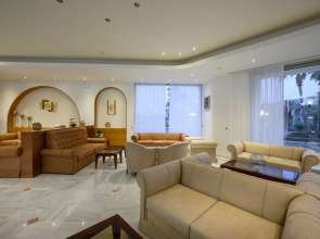 Vantaris Palace