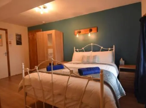 Slieve Elva Bed  Breakfast
