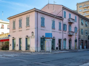 La Casa Rosa