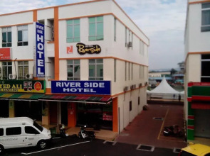 Riverside Hotel