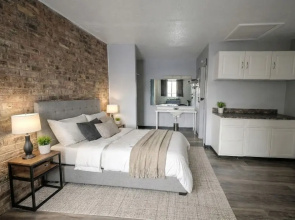 Columbus Kansas Mico Suites