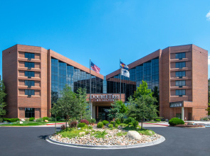 DoubleTree by Hilton Denver - Aurora