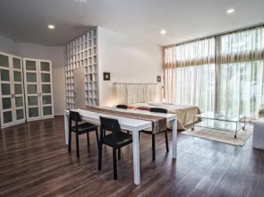 Apartment Breeze