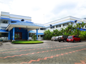 Renai Blue Waters Cherai