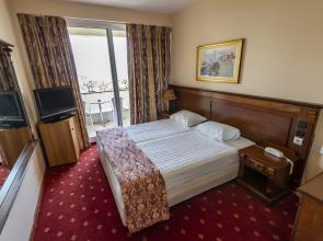 Dolphin Resort Hotel & Conference