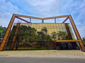Serene Horizon Resort