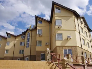 Vlada Hotel